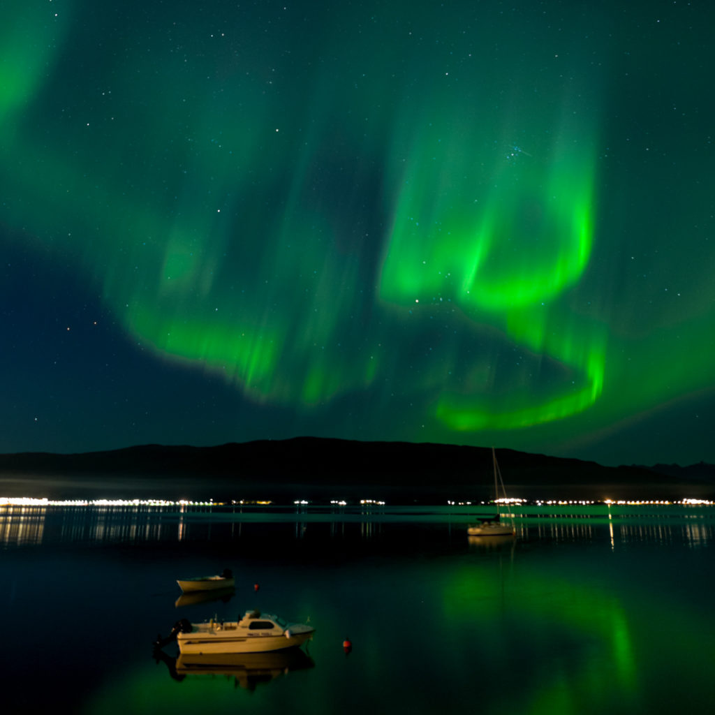Storie di luoghi lontani  Aurora_Tromso_Norvegia-1024x1024 La magia dell'Aurora